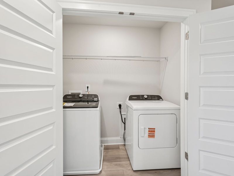 The Jordan floorplan with the Classic White Linen interior package.