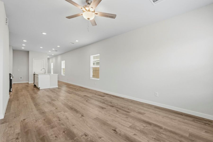 Spacious, unfurnished interior of a new home in Northpark South, Porter (Image 21).