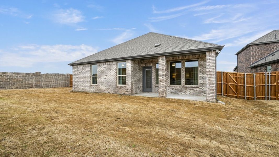 Representative exterior photo of a completed home built from the Vail by D.R. Horton in Madera, Royse City, TX (Image 29). Representative exterior photo of a completed home built from the Vail by D.R. Horton in Madera, Royse City, TX (Image 29).