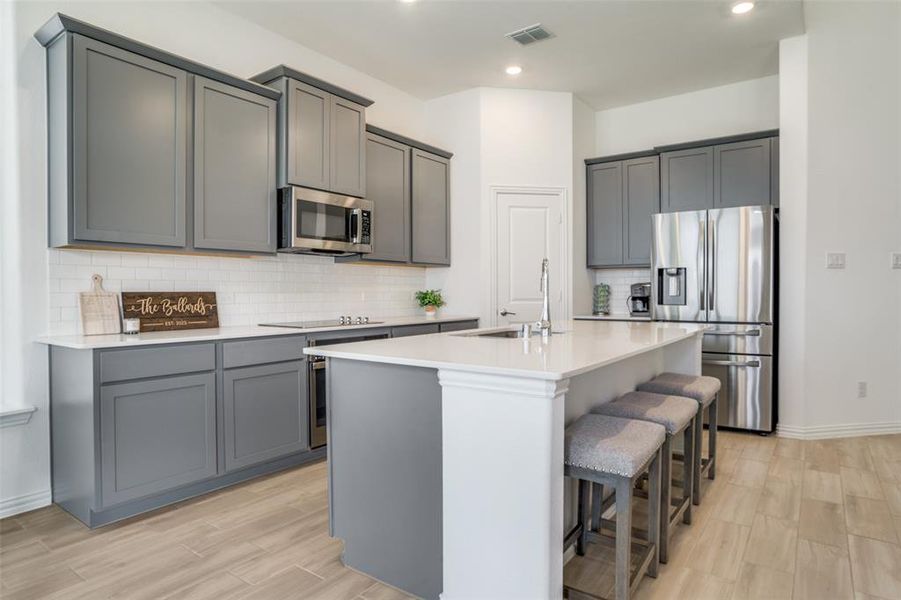 Furnished interior view inside a new home in Bridgewater: Classic Collection, Princeton (Image 13). Furnished interior view inside a new home in Bridgewater: Classic Collection, Princeton (Image 13).