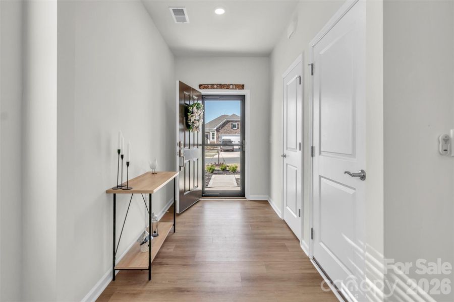 Furnished interior view inside a new home in Elizabeth, Fort Mill (Image 8).
