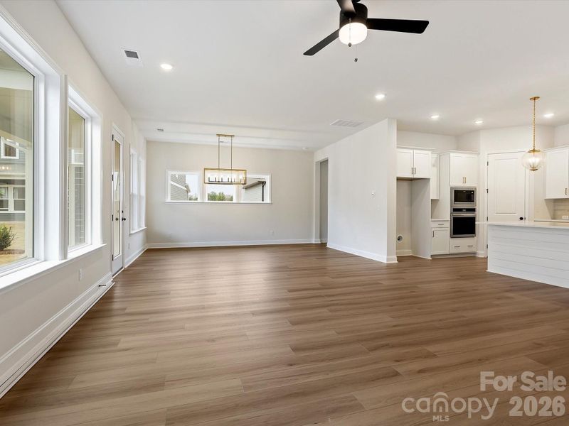 Spacious, unfurnished interior of a new home in Hardy Pond, Rock Hill (Image 34).