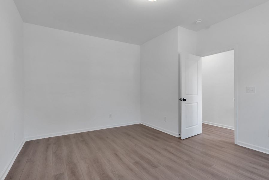 Spacious, unfurnished interior of a new home in Sweetbriar Place, Lebanon (Image 18). Spacious, unfurnished interior of a new home in Sweetbriar Place, Lebanon (Image 18).