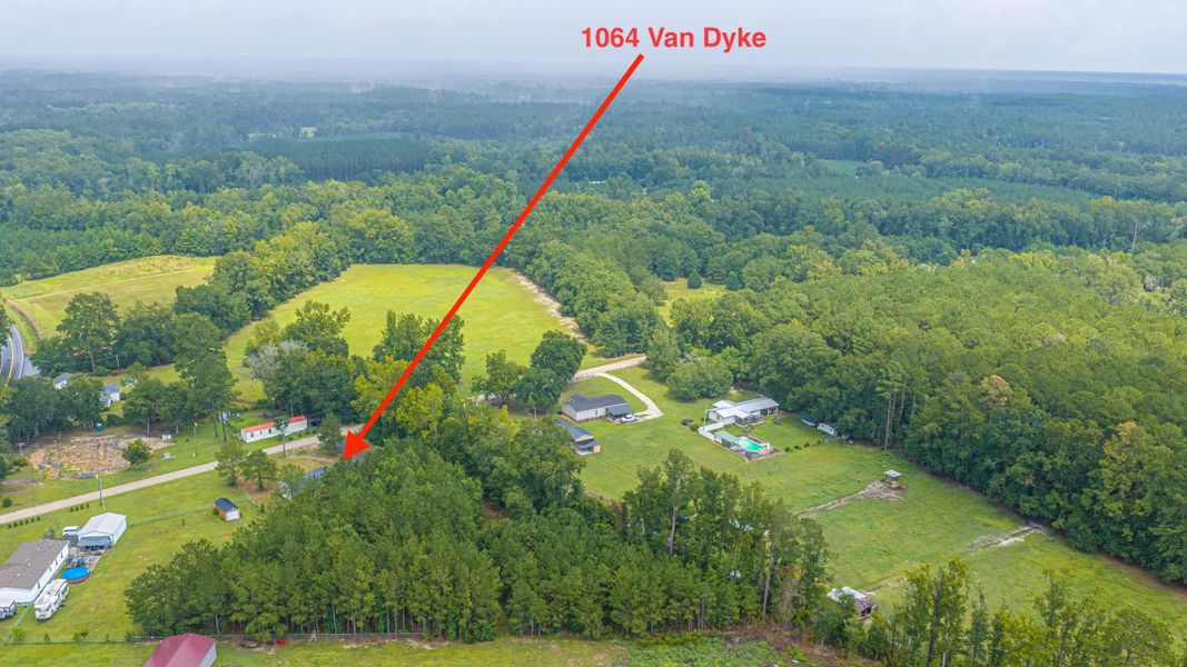 Image 76 of a home in .