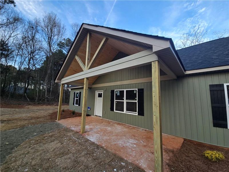 Exterior details and patio area of a home in , Lavonia (Image 3).
