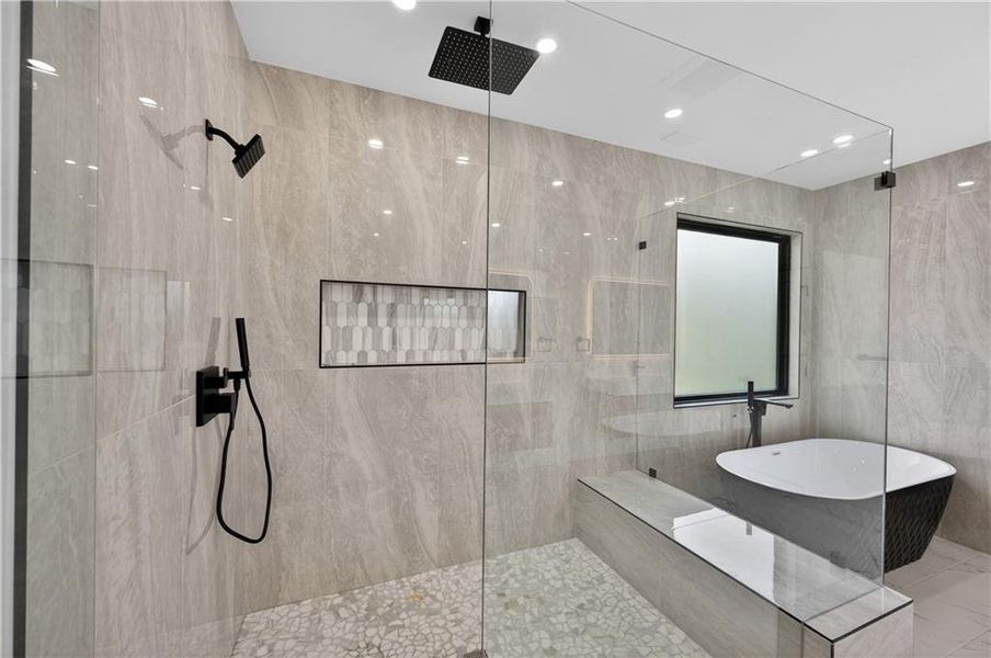 Furnished interior view inside a new home in , Atlanta (Image 34).