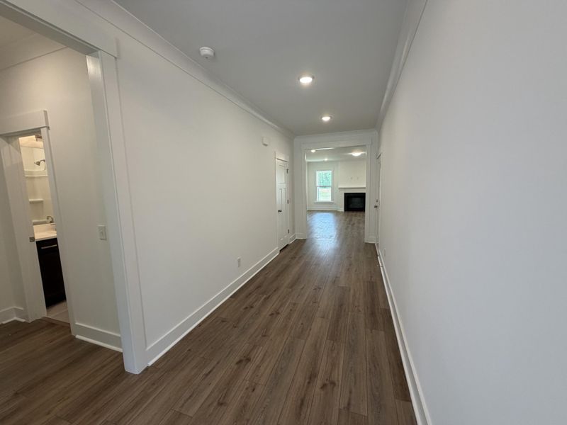Spacious, unfurnished interior of a new home in Central Estates, Summerville (Image 34).