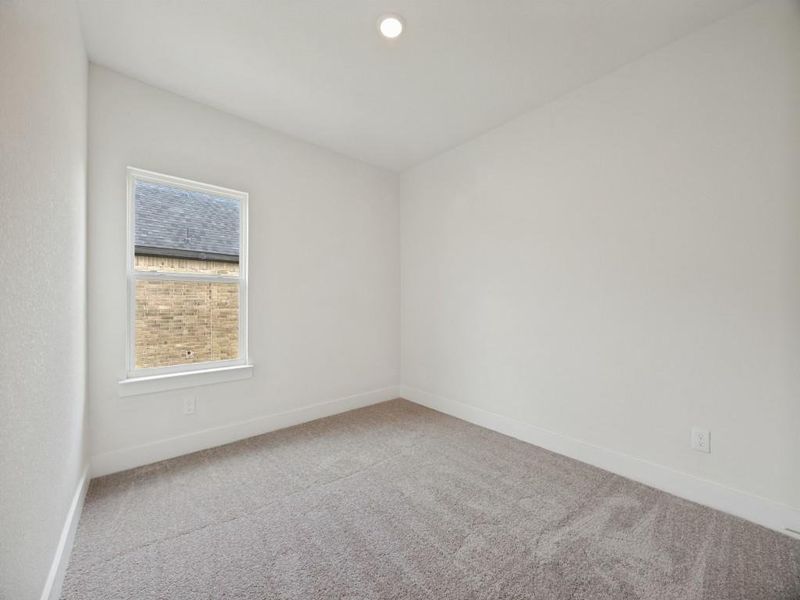 Spacious, unfurnished interior of a new home in Pebblebrook, Sherman (Image 23).