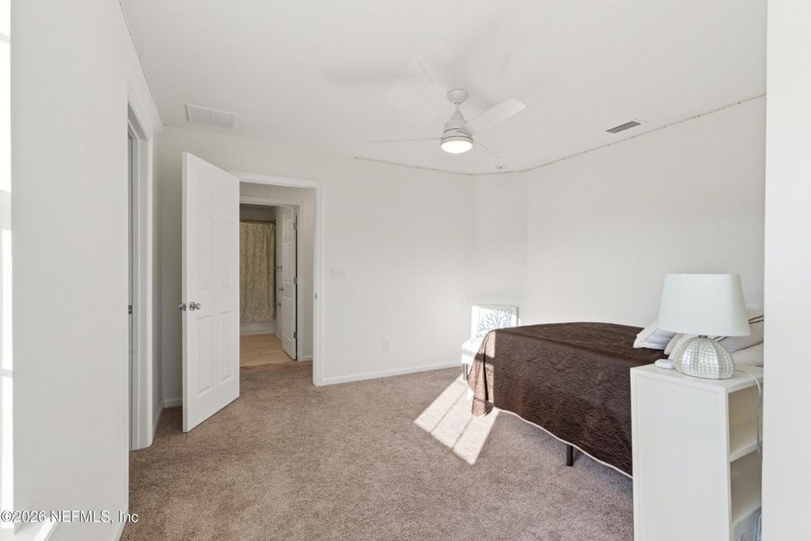 Image 42 of a home in .