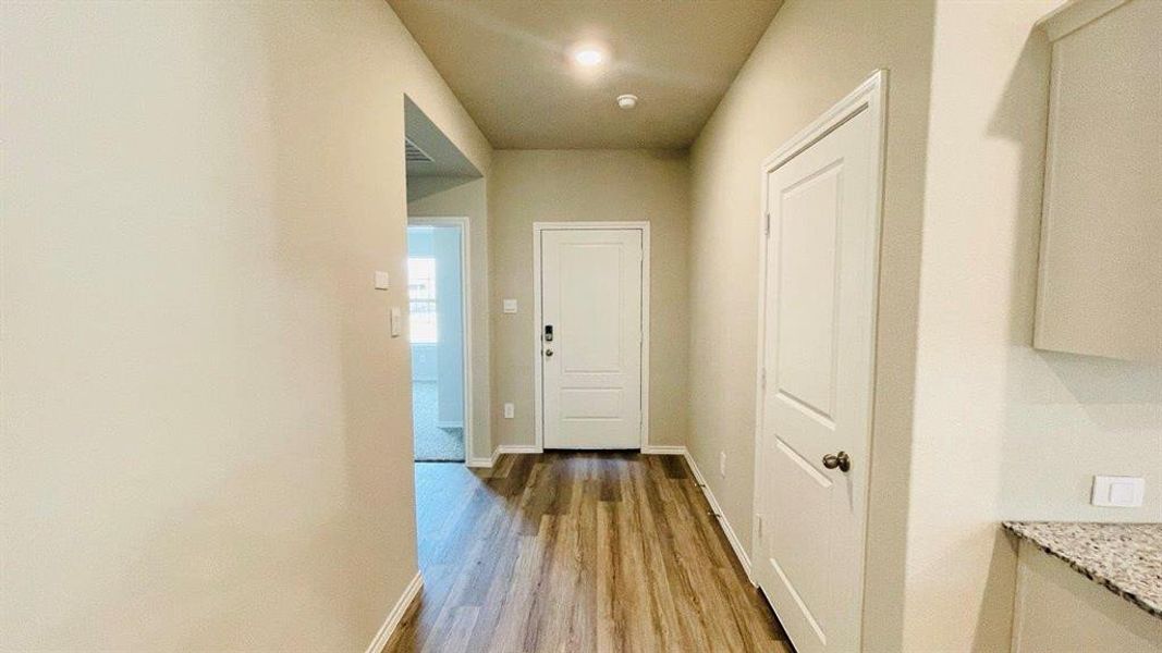Spacious, unfurnished interior of a new home in Sunnycreek, Crowley (Image 22). Spacious, unfurnished interior of a new home in Sunnycreek, Crowley (Image 22).