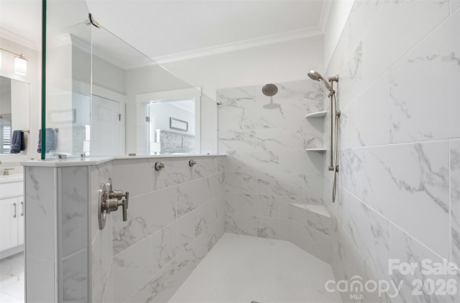 Image 40 of a home in .