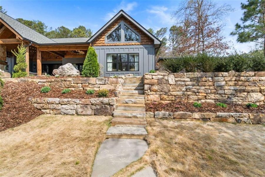 Image 78 of a home in .