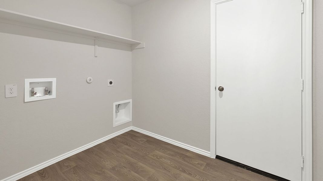 Representative unfurnished interior of a home built from the The Caprock by D.R. Horton in Navarro Fields, Seguin (Image 22).