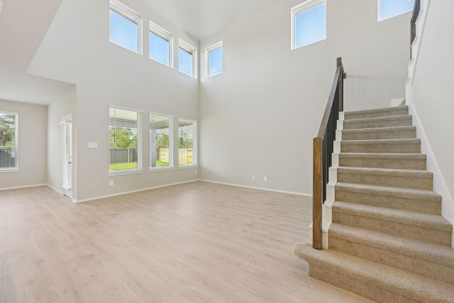 Spacious, unfurnished interior of a new home in Riviera Pines - Classic Series, Huffman (Image 37).