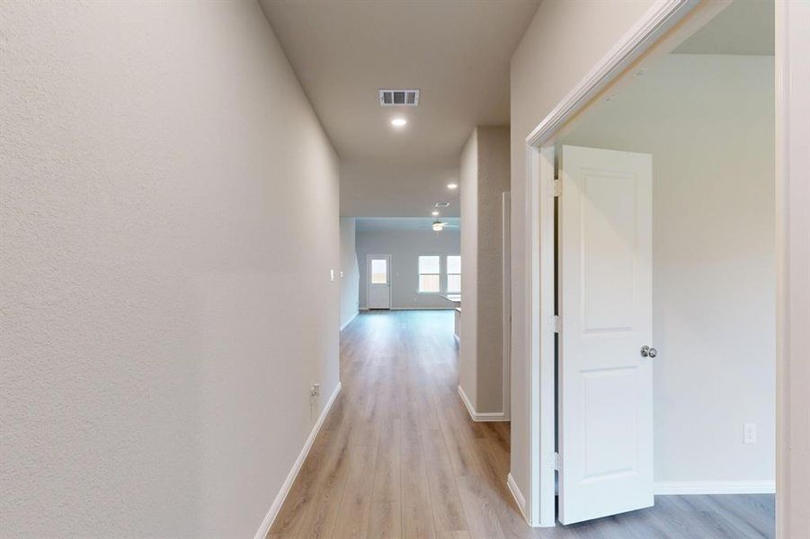 Spacious, unfurnished interior of a new home in Forest Park, Princeton (Image 21). Spacious, unfurnished interior of a new home in Forest Park, Princeton (Image 21).