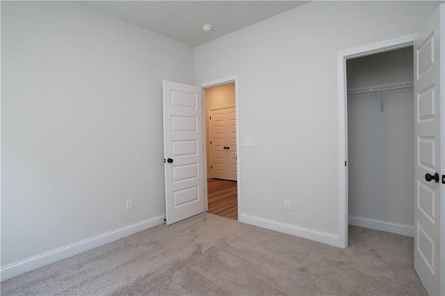 Spacious, unfurnished interior of a new home in , Stone Mountain (Image 18).
