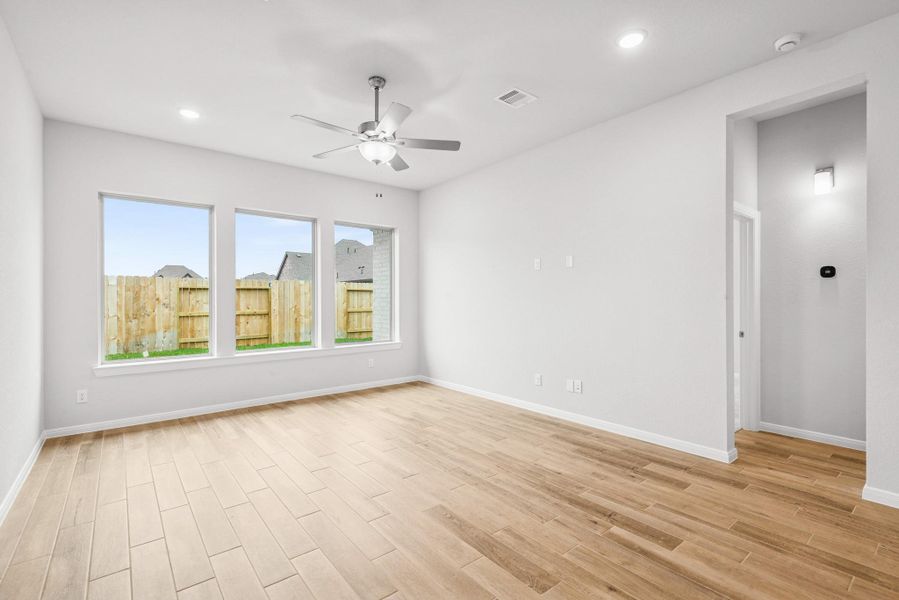 Spacious, unfurnished interior of a new home in Escondido 45’ Homesites, Magnolia (Image 30).