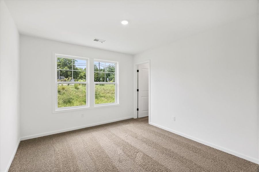 Spacious, unfurnished interior of a new home in Brownstone Park, Easley (Image 16). Spacious, unfurnished interior of a new home in Brownstone Park, Easley (Image 16).