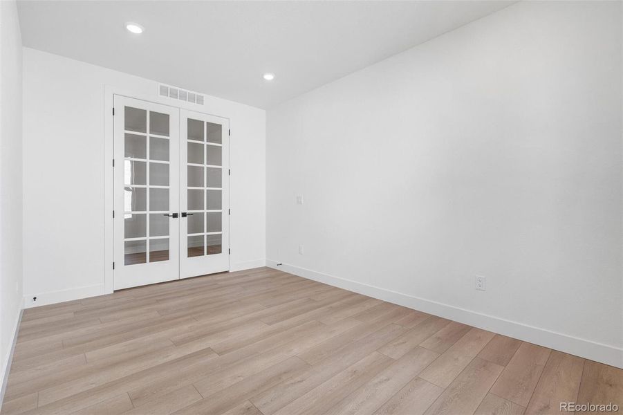 Spacious, unfurnished interior of a new home in Windsong, Brighton (Image 34). Spacious, unfurnished interior of a new home in Windsong, Brighton (Image 34).