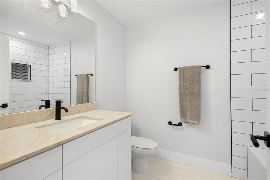 Furnished interior view inside a new home in , Sarasota (Image 11).