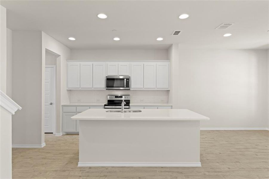 09. 4006 Avion - Kitchen (2)