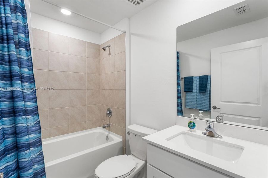 Image 21 of a home in . Image 21 of a home in .