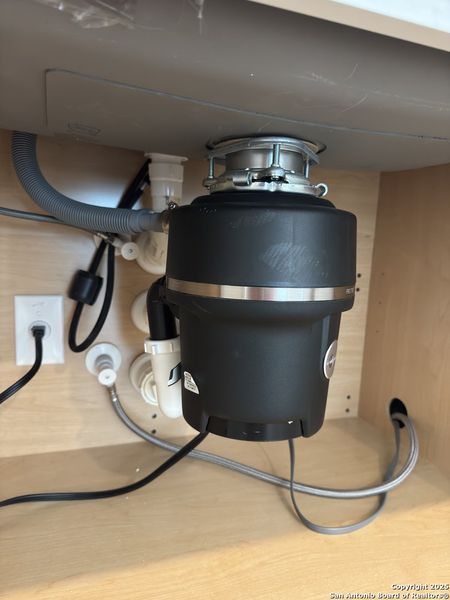 Image 27 of a home in .