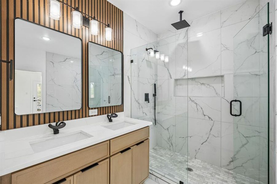 Furnished interior view inside a new home in , Dallas (Image 9).