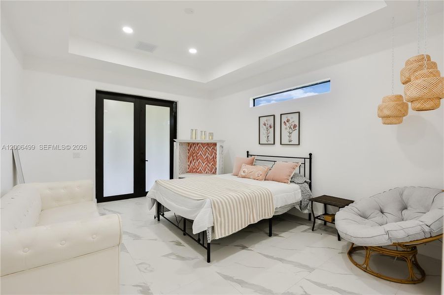 Furnished interior view inside a new home in , Clewiston (Image 16).