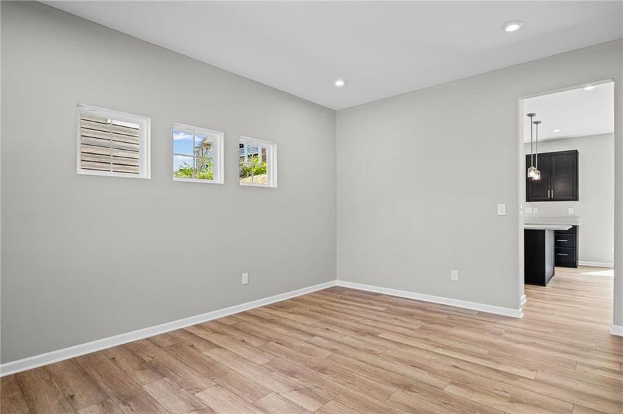 Spacious, unfurnished interior of a new home in Sage Woods, Dallas (Image 31).