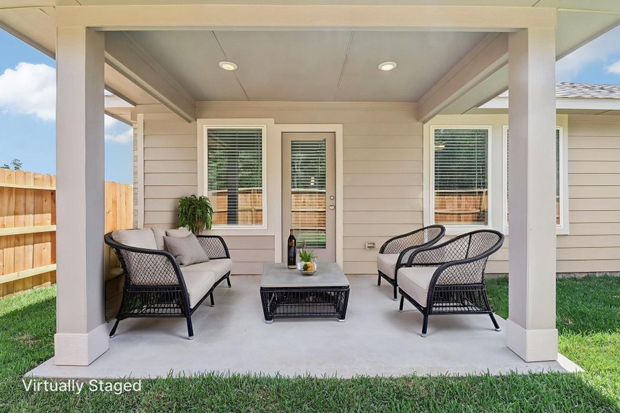 Exterior details and patio area of a home in Stewart's Ranch, Conroe (Image 23). Exterior details and patio area of a home in Stewart's Ranch, Conroe (Image 23).