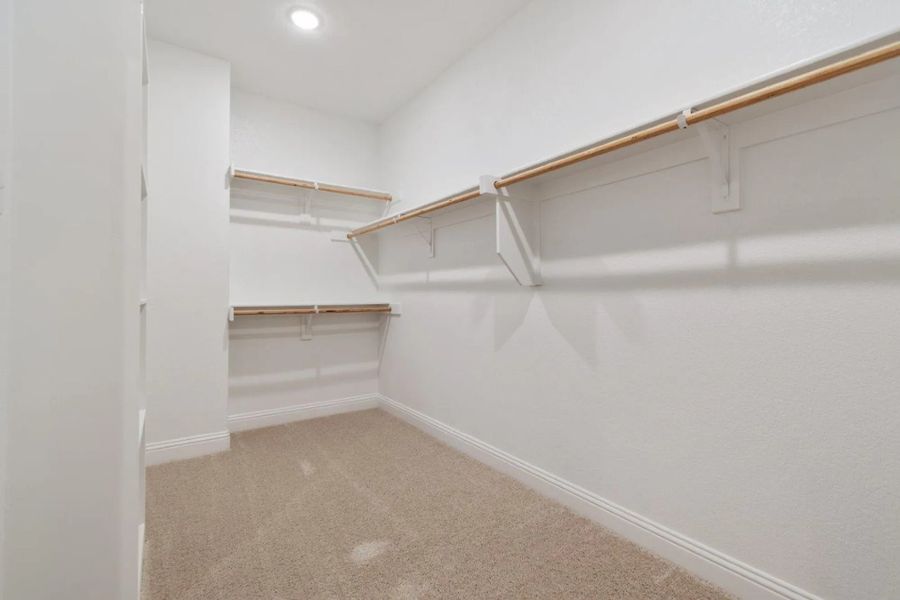 Image 224 representing the Concept 2373 by Landsea Homes in Coyote Crossing, Godley, TX. Image 224 representing the Concept 2373 by Landsea Homes in Coyote Crossing, Godley, TX.