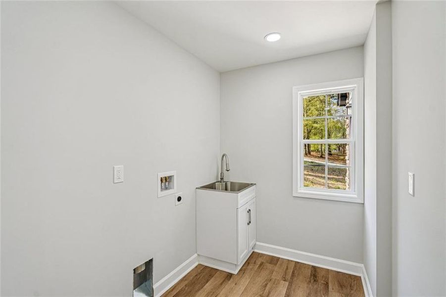 Image 43 of a home in .