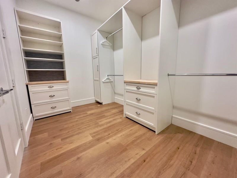 primary bedroom 5 - extra large closet p primary bedroom 5 - extra large closet p
