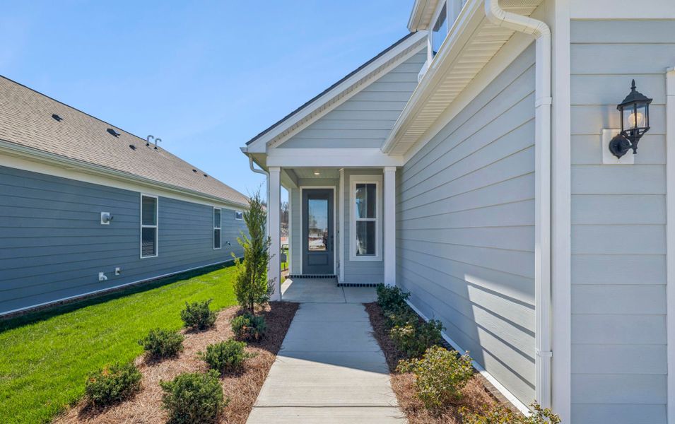 Exterior details and patio area of a home in Del Webb Barton Village, Lebanon (Image 4).
