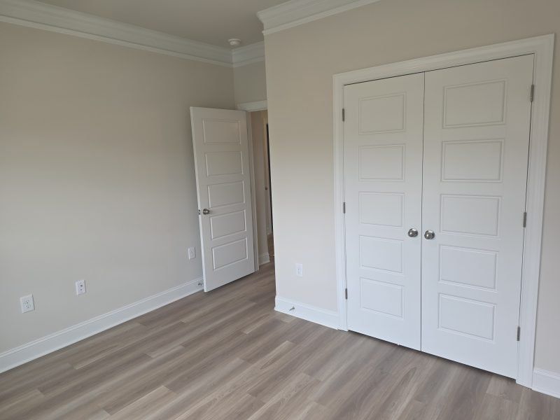 Spacious, unfurnished interior of a new home in Northborough, Colfax (Image 49).