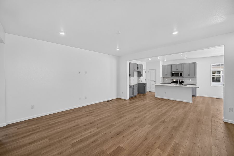 Spacious, unfurnished interior of a new home in Trailstone, Arvada (Image 16). Spacious, unfurnished interior of a new home in Trailstone, Arvada (Image 16).