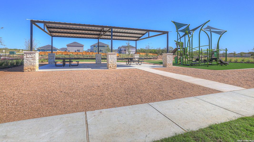 Community amenities in Ladera, Luling (Image 36). Community amenities in Ladera, Luling (Image 36).