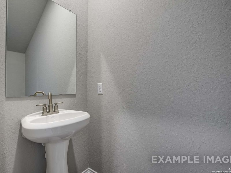 Close-up of interior finishes inside a home in Agave, San Antonio (Image 18).