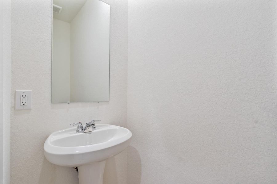 Image 40 of a home in Colony at Pinehurst.