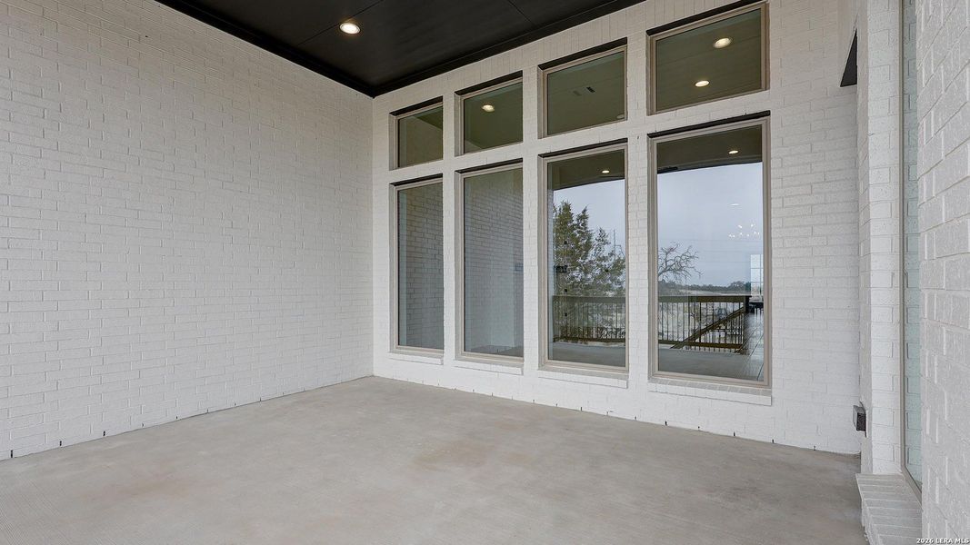 Exterior details and patio area of a home in Esperanza, Boerne (Image 25).
