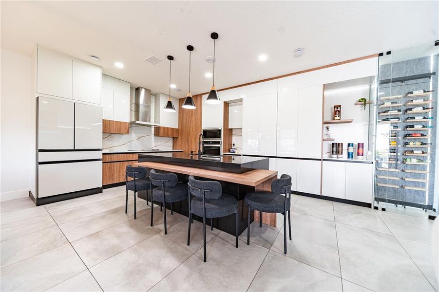 Furnished interior view inside a new home in , Kissimmee (Image 15).