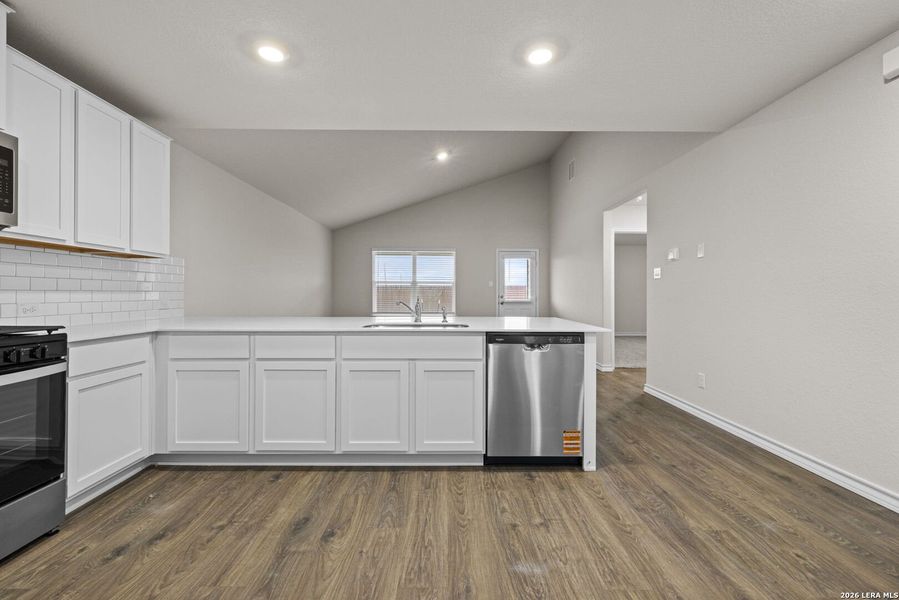 Furnished interior view inside a new home in Avenida, Converse (Image 9). Furnished interior view inside a new home in Avenida, Converse (Image 9).