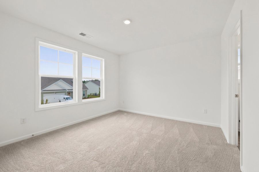Spacious, unfurnished interior of a new home in Edgefield, Loris (Image 36). Spacious, unfurnished interior of a new home in Edgefield, Loris (Image 36).