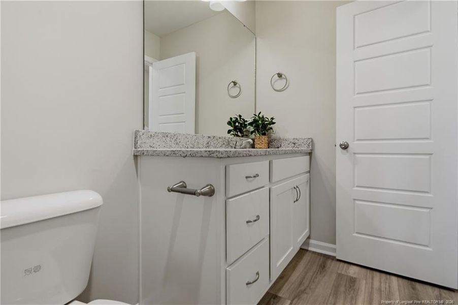 Hall guest full bathroom