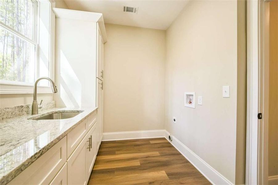 Image 67 of a home in .