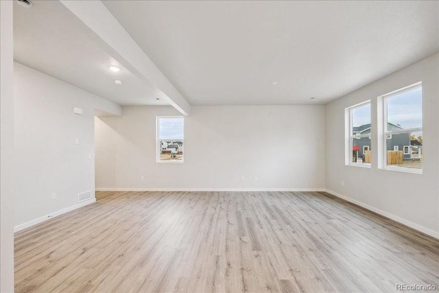 Spacious, unfurnished interior of a new home in Farmlore, Brighton (Image 18).