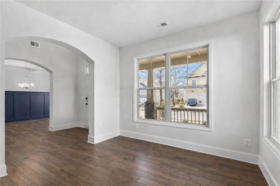 Spacious, unfurnished interior of a new home in Tributary Village, Douglasville (Image 20).