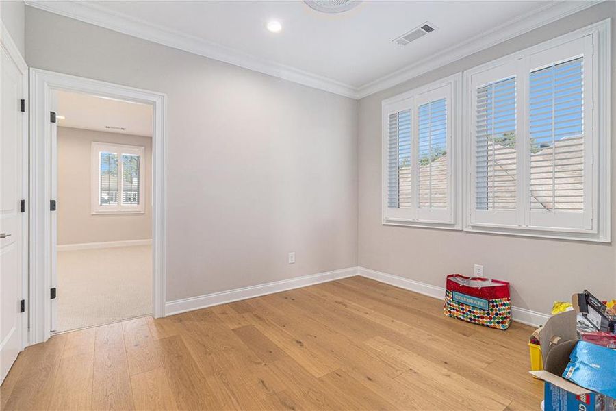 Spacious, unfurnished interior of a new home in , Brookhaven (Image 29). Spacious, unfurnished interior of a new home in , Brookhaven (Image 29).