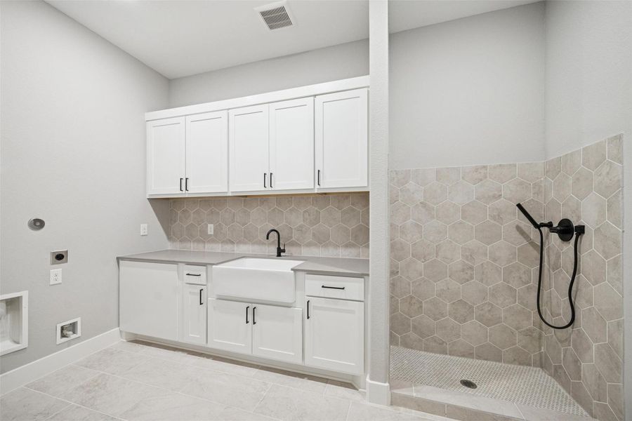 Furnished interior view inside a new home in , Plantersville (Image 18). Furnished interior view inside a new home in , Plantersville (Image 18).